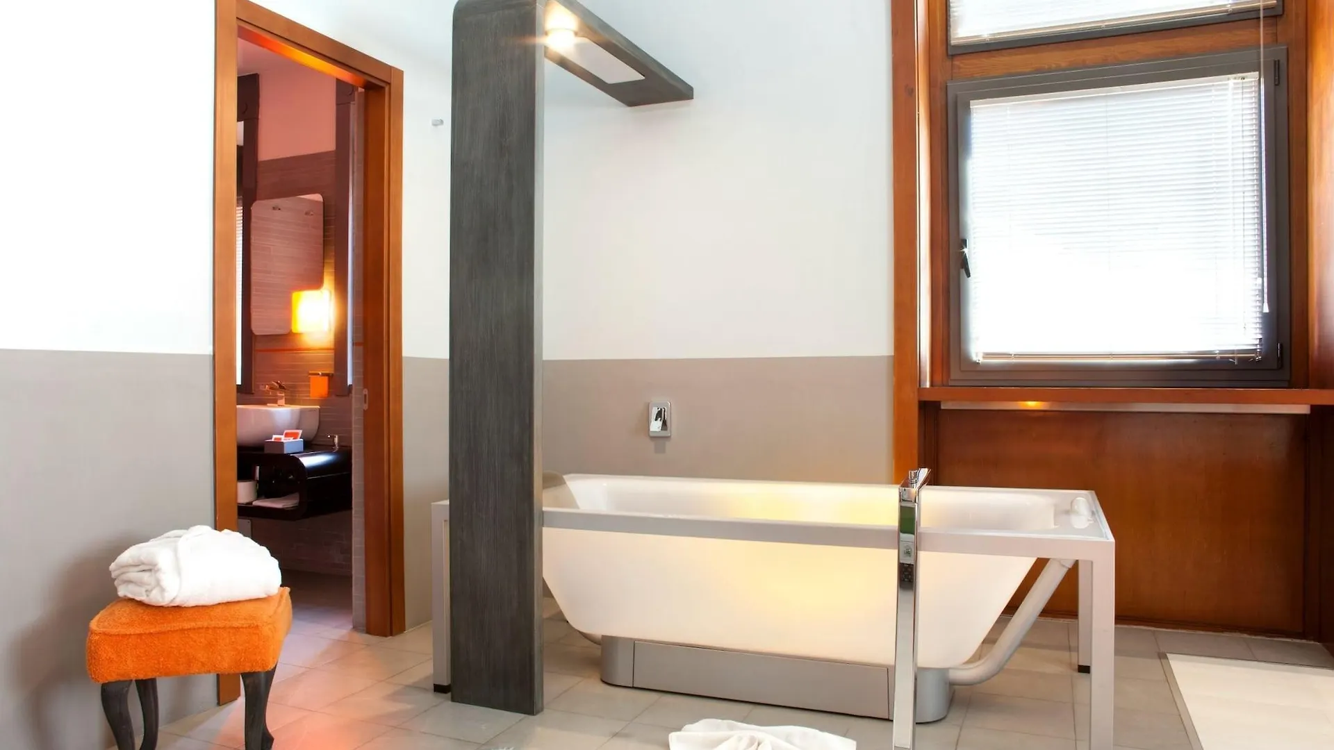Orange Hotel Rom