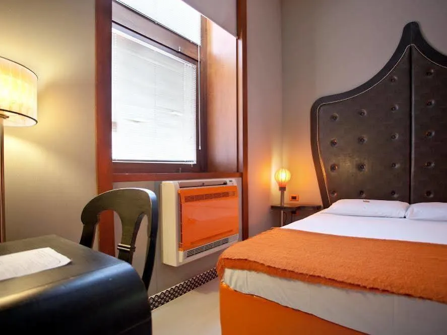 Orange Hotel Rom Italien